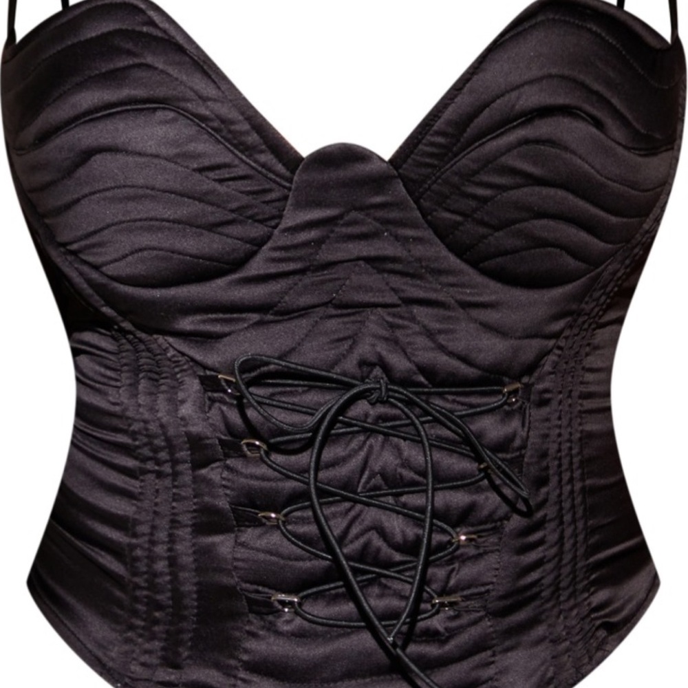 PrettyLittleThing Black Ruched Strapless Bra